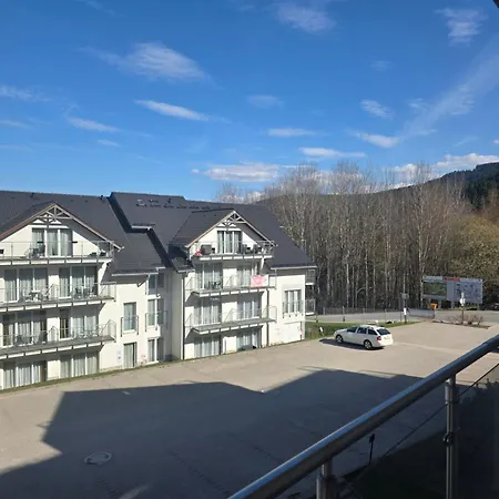 Apartman Czarna Gora T21 *